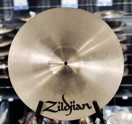 Store Special Product - Zildjian - A 18 Inch Medium Thin Crash